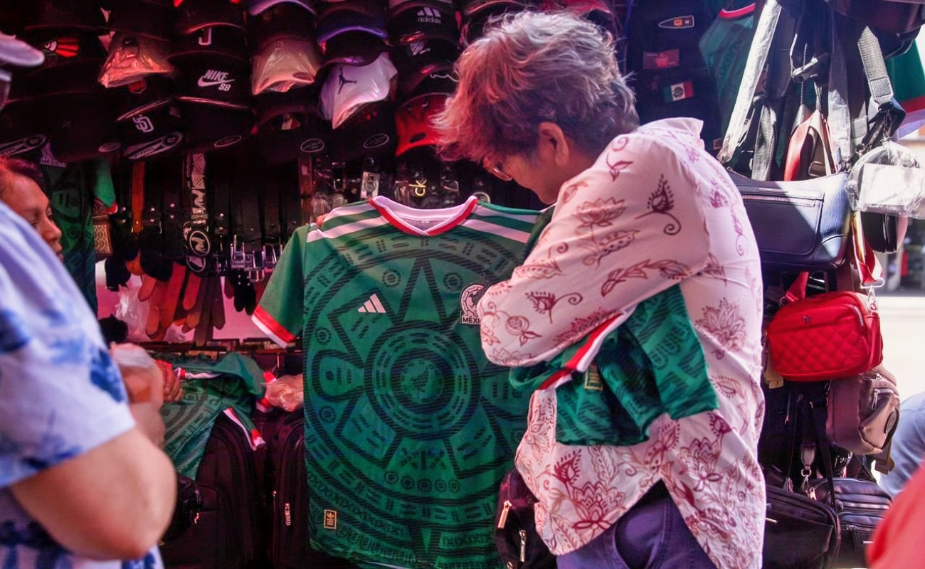 Artículos de la Selección Mexicana impulsan expectativas de venta entre comerciantes de Tijuana