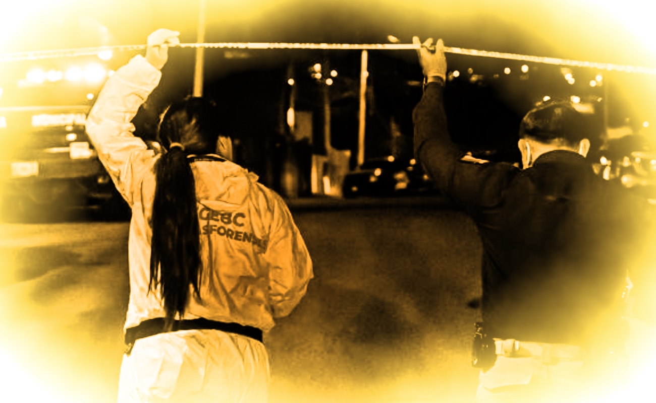 Abaten elementos de FGE a joven durante detención de ex policía municipal