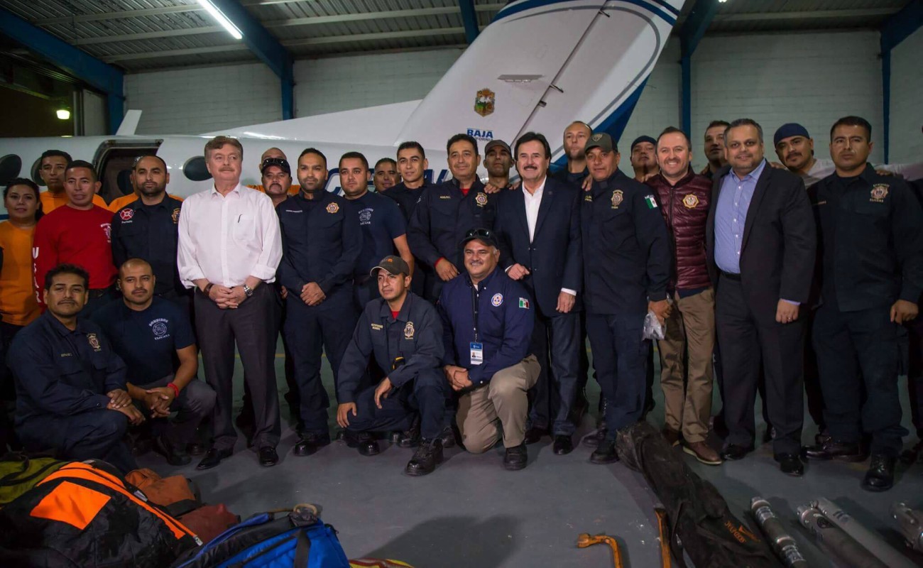 Baja California envió un contingente de rescatistas a la Ciudad de México.