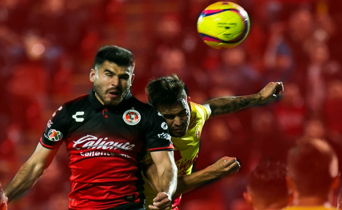 Con estadio medio lleno, Xolos empata en casa.