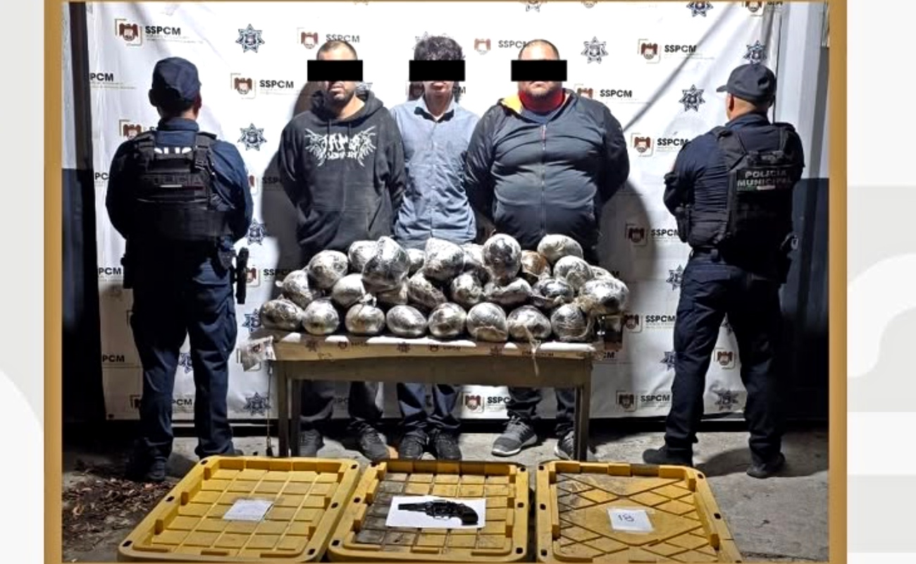 Asegura Policía Municipal más de 100 kilos de heroína y a tres personas
