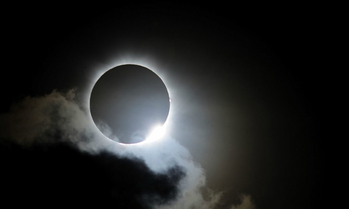 ¿Se baja de peso en un eclipse?